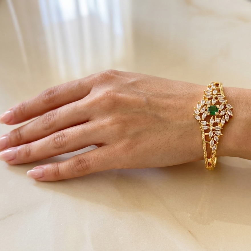 Emerald Bloom Kundan Bracelet